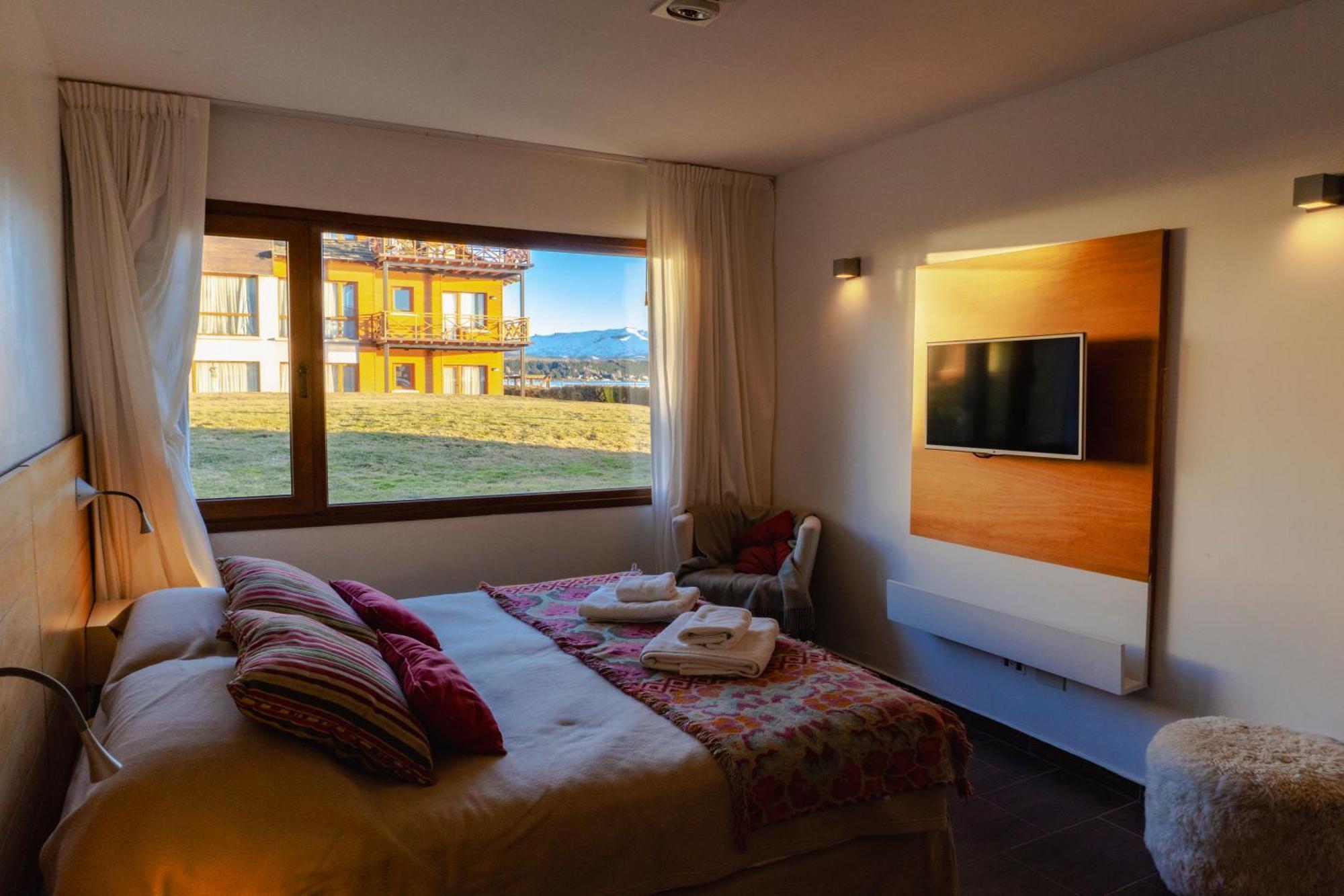 Blue Aparts Dina Huapi Bariloche Екстериор снимка